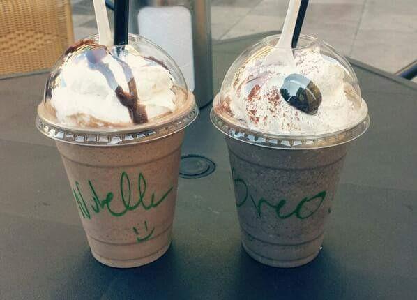 EpocaCoffee's tweet photo. ¿Hace calor?
No te lo pienses, este verano se lleva el Mix Ice.
¿Eres más de Oreo o Nutella? http://t.co/EJglB6IGiv