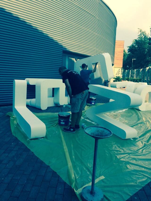 Sunny_day_in_FL's tweet photo. Getting ready for an exciting Leadership Growth Summit #geoilandgas #fuelingthefuture #immaginiamoilfuturo http://t.co/IG6Vku8AcG