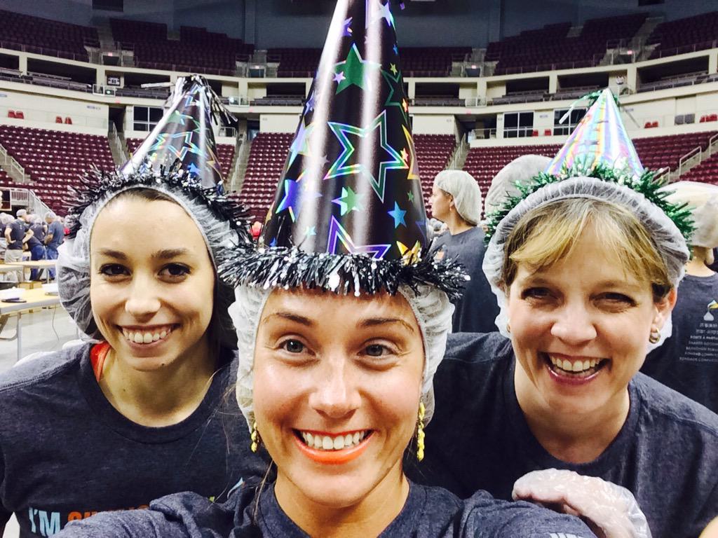 ahhnalin's tweet photo. Corp Comm team rocking it Wizard-style for #gtgbw. @HersheyCompany #imgivingback http://t.co/qEQWoTXMti