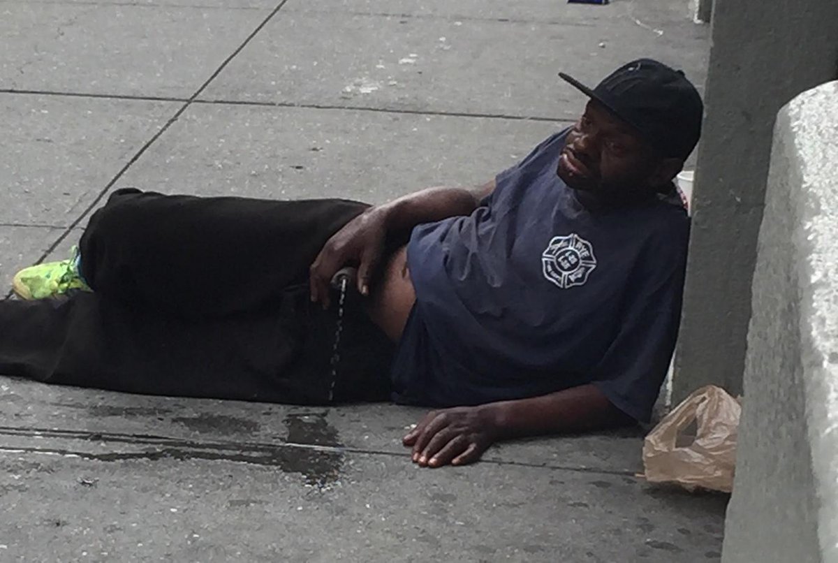 ThingsWendySees's tweet photo. @nypost  seen on Walker and Lafayette yesterday. http://t.co/bxm8bRhWQx