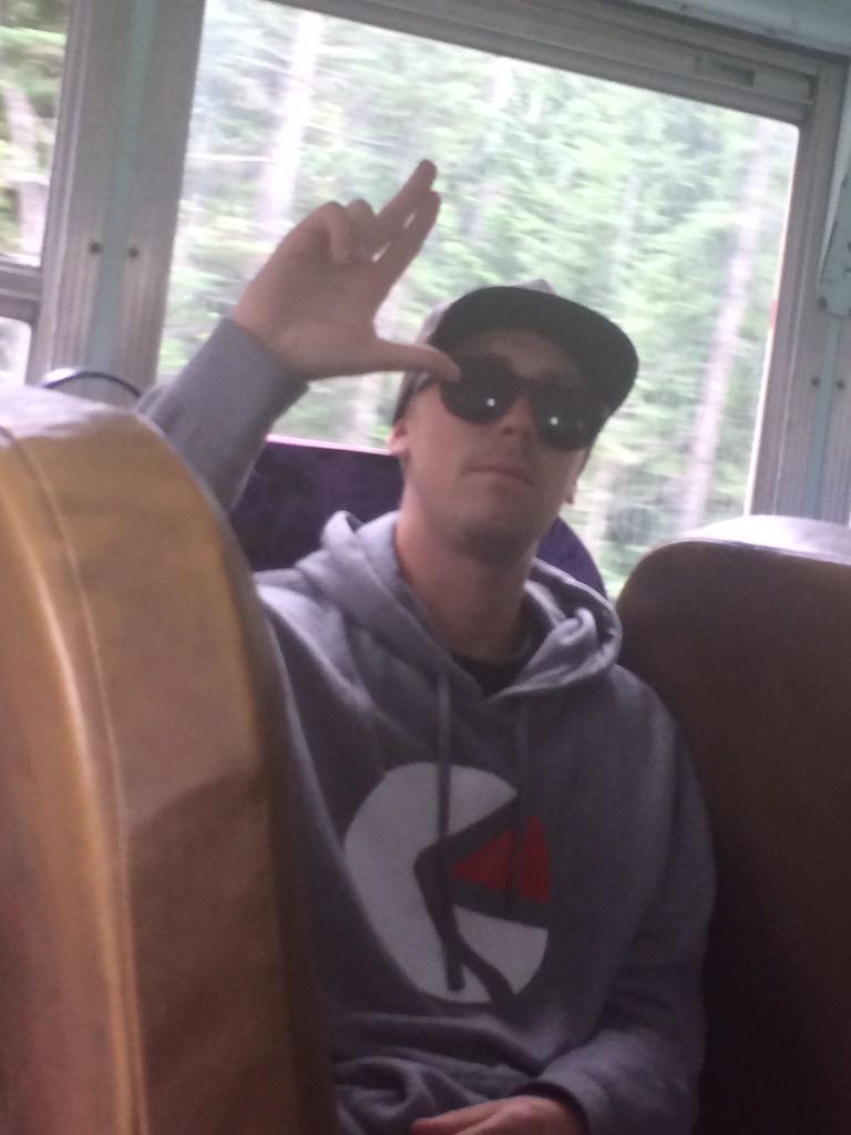 MAXWARB's tweet photo. Feels #tresquad http://t.co/SFZK3imGCM