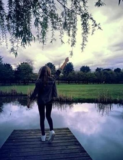 AlexandcoLaura's tweet photo. Voglio anch'io il tuo follow😭😭😭 @beavendramin http://t.co/1wLAORX7GN