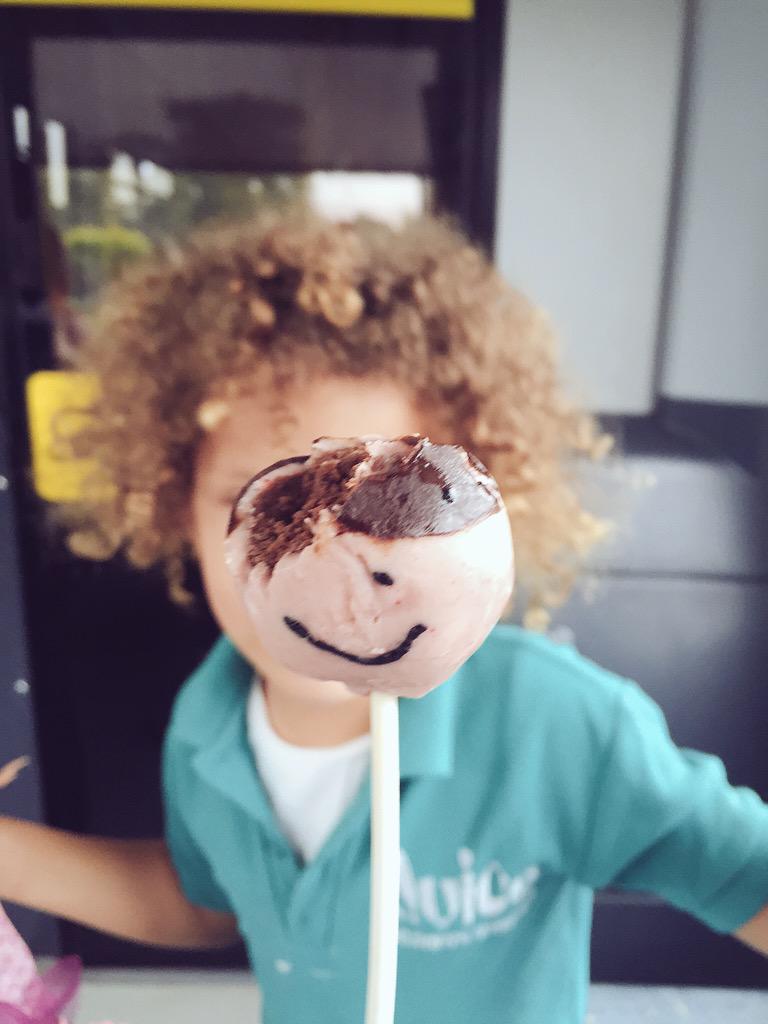 dansodergren's tweet photo. Missing #MDBBQ for the little one. Already worth it :) #tramfun #familyfirst http://t.co/Q7sPoHRjPz