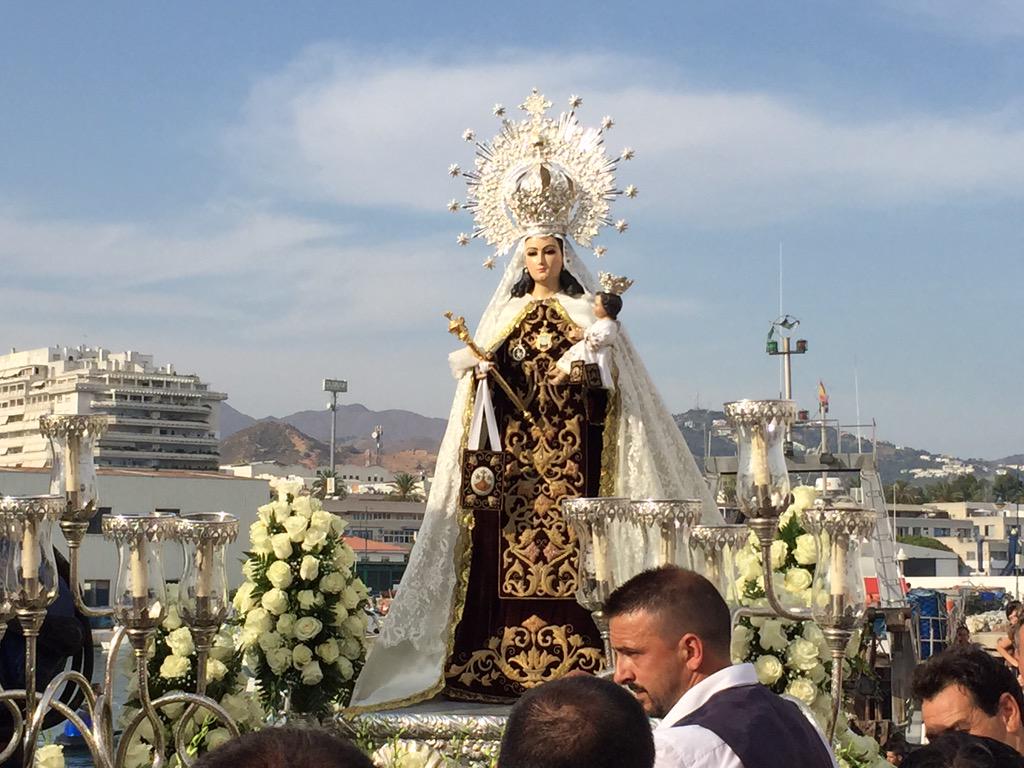 CarmenHdad's tweet photo. Ya surca los mares la Patrona de Marbella. http://t.co/rSZEuiLQpn