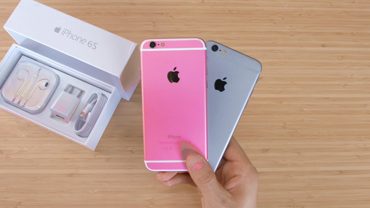 tldtoday's tweet photo. ICYMI: Got my hands on an iPhone 6s Clone. RT if you want me to give 1 (or 2) away! https://t.co/ZlSxlvjcLH http://t.co/TUTUuu1uxb