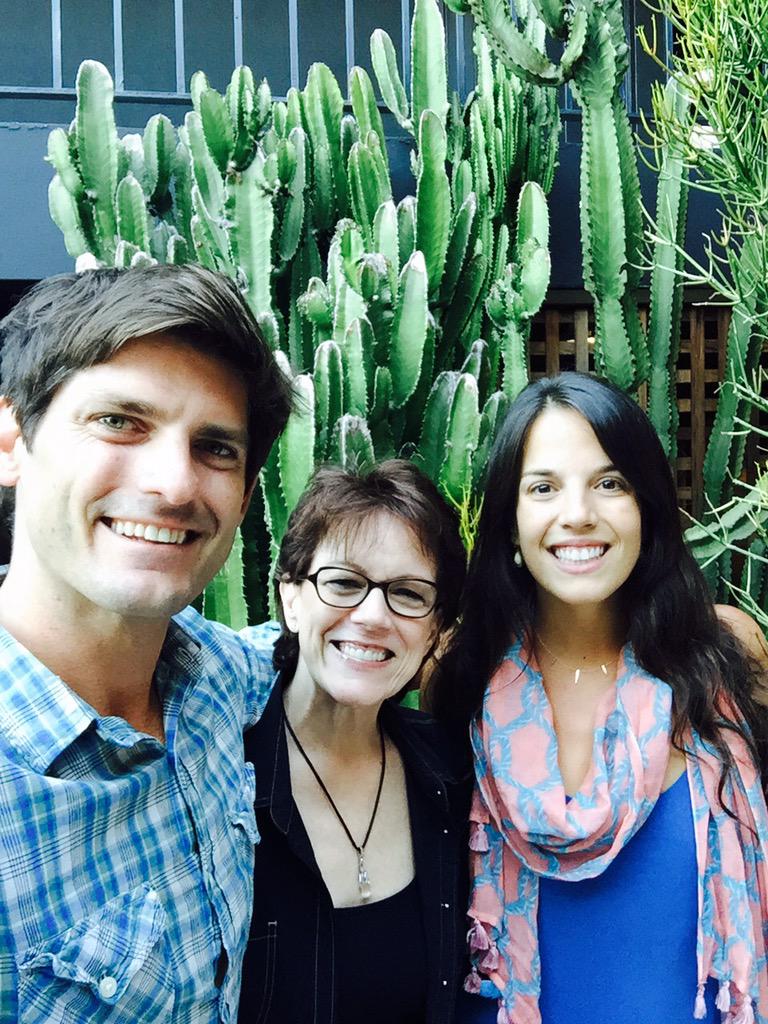 SiriouslySusan's tweet photo. Fun with Cam & Alina at Tart in LA! (How did I get so short? Too much time squished into the iPhone.). #VOSiri http://t.co/htHAUm5HRf