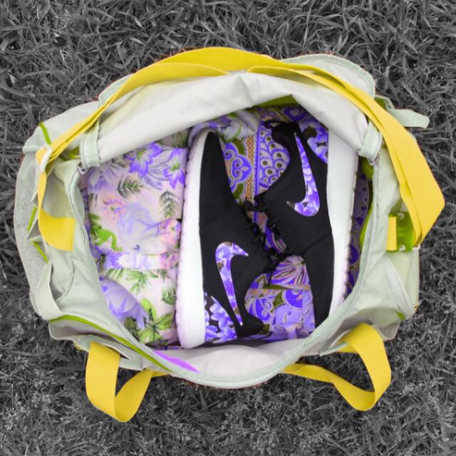 KicksInTheBag's tweet photo. The @Nike #Roshe #rosherun #rosheone #roshegang #teamroshe #KicksInTheBag http://t.co/RDsZa7HXZv