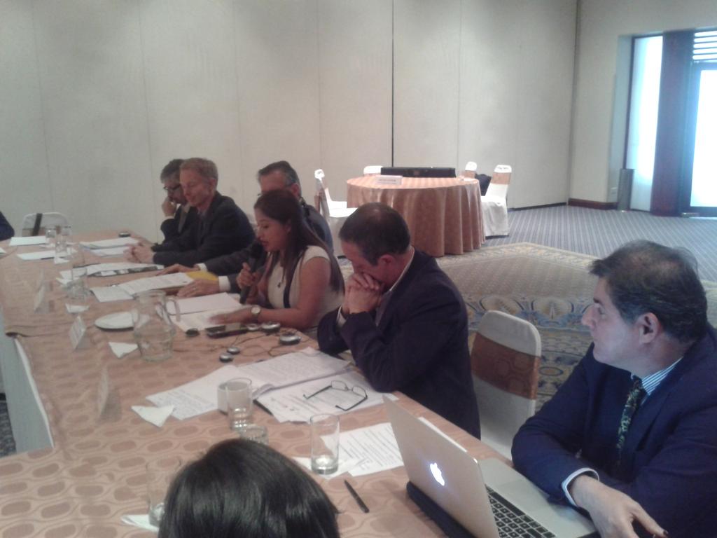 Riesgos_Ec's tweet photo. #MarianaPihuave cierra Foro Regional iniciativa Nansen #Quito http://t.co/nEdkWfrD5V