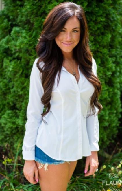 TFS_Socialite's tweet photo. These new shirts at @theflauntshop are perfect to dress up or down! 

(Receive a discount by using code MISSMAKALA) http://t.co/9T4jtX3nKO