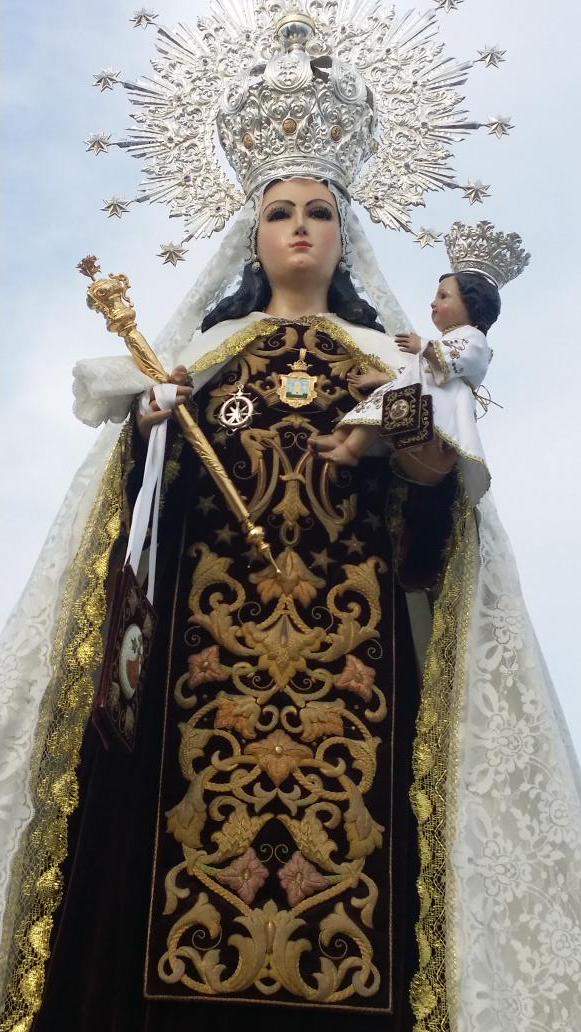 obelixmarbella's tweet photo. La Patrona de Marbella rumbo a @PuertoBanus_  @CarmenHdad http://t.co/rzVpyrkj2G