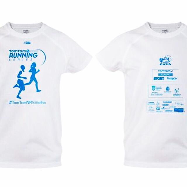 Noctornavielha's tweet photo. Ya tenemos el diseño de la camiseta de las @Noctornavielha 2015!! @secretspotaran @cati_aran @CursesRunning http://t.co/1gBBYoAqsu