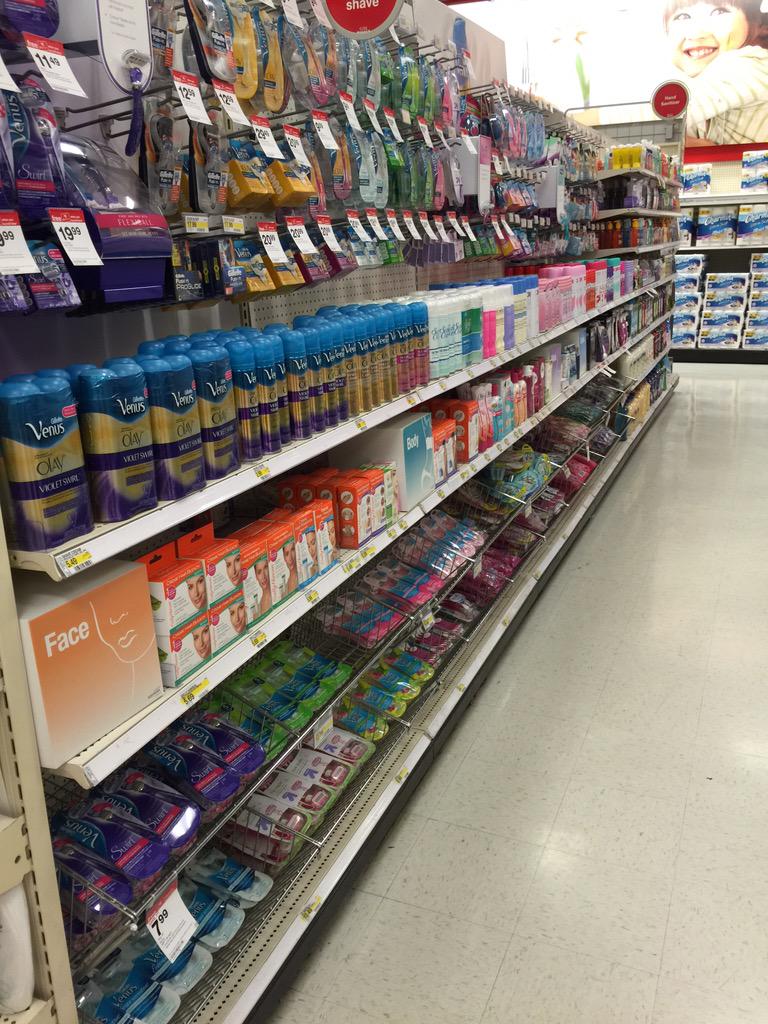 noodlez16's tweet photo. Nirmal did an AWESOME 4x4 in women's shave today #drivingsales #shelfie @amber01horton @EvanPresler http://t.co/tD6Unf0mBW