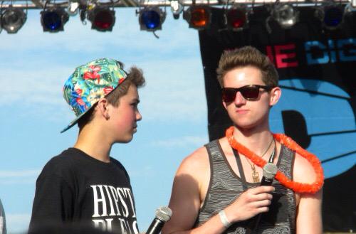 MSbae4eves's tweet image. ✌️😄