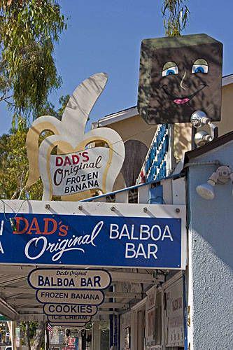eHomesOC's tweet photo. Check out #BalboaIsland for the best chocolate covered bananas & some quality #familytime! #SummerInOC http://t.co/xLHkq7dSIr