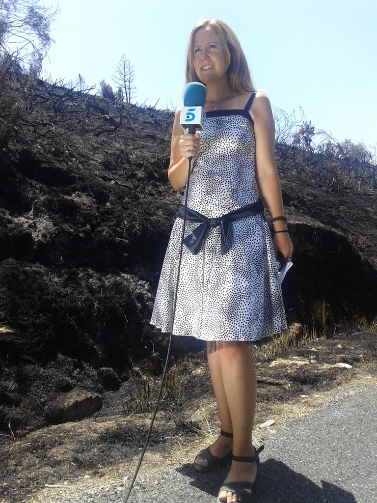 Modelitos q contrastan con el fondo quemado