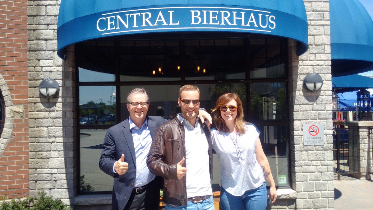 Great day @centralbierhaus #ottawa <a href="/ErdingerWB/">Erdinger WB</a> #craftbeer #realfood <a href="/mpibeers/">McClelland Beers</a>