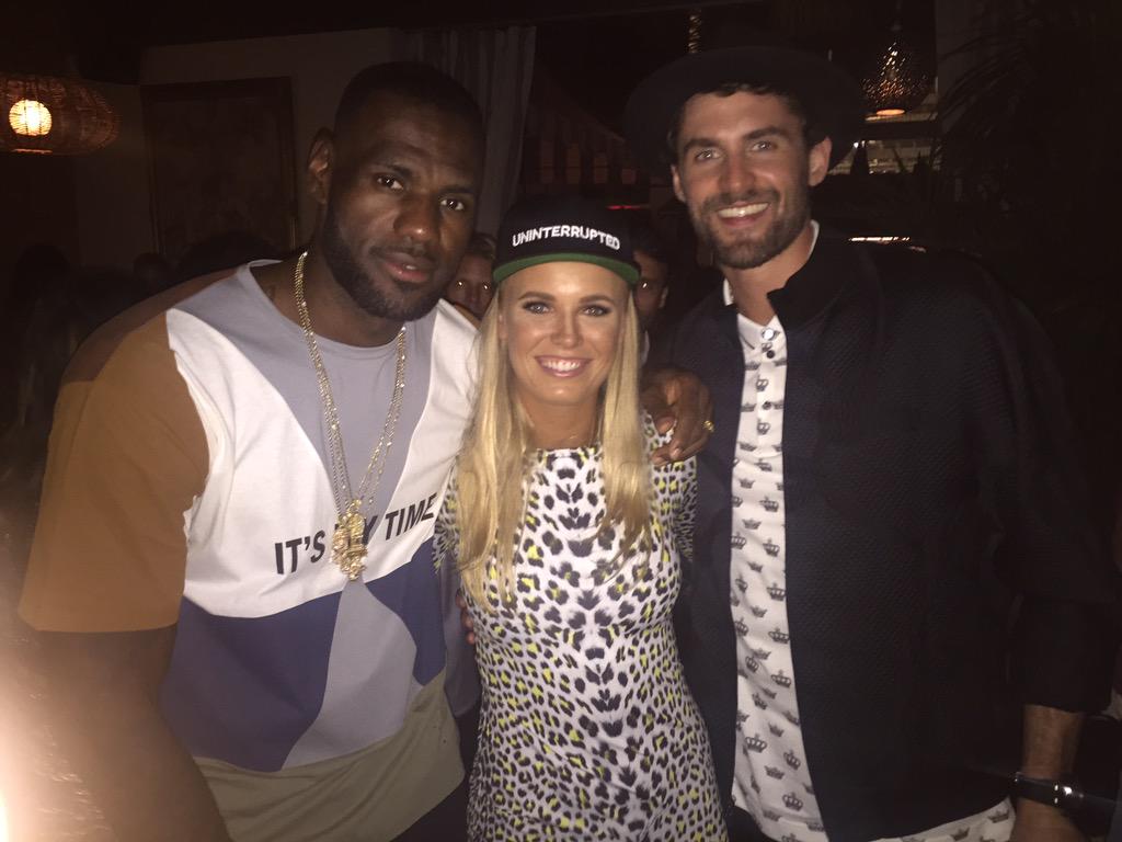 The big 3 🎾🏀😎 <a href="/KingJames/">LeBron James</a> <a href="/kevinlove/">Kevin Love</a>