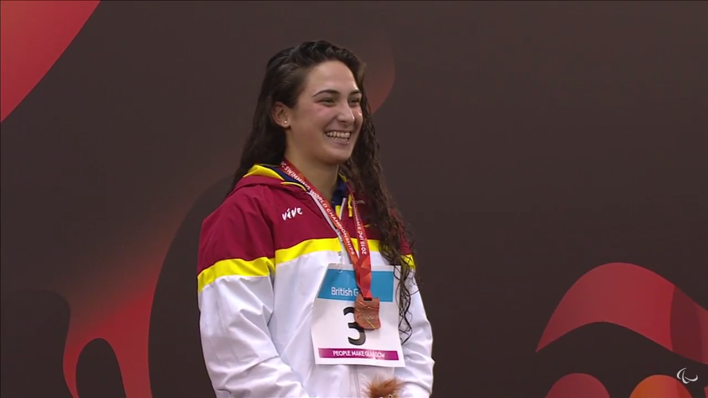 cncastaliacst's tweet photo. BRONCE MUNDIAL!! @AriEdoBeltran consigue su 1ª medalla en un Mundial Paralímpico!!! Enhorabuena Campeona!! #nolimits http://t.co/lj5bPLkLyy
