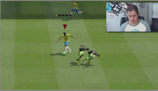 ZwebackHD's tweet photo. Classic Ronaldinho http://t.co/YCRLAK4uc4