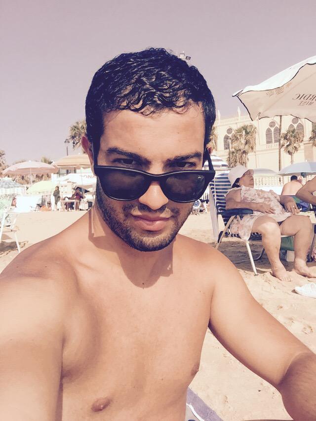 crakalama7's tweet photo. Grandes vacaciones con mis niños @SuperRuben21 @abraowen92 @mireyaM27!! Ya por tierras extremeñas http://t.co/pvMZYQBODX