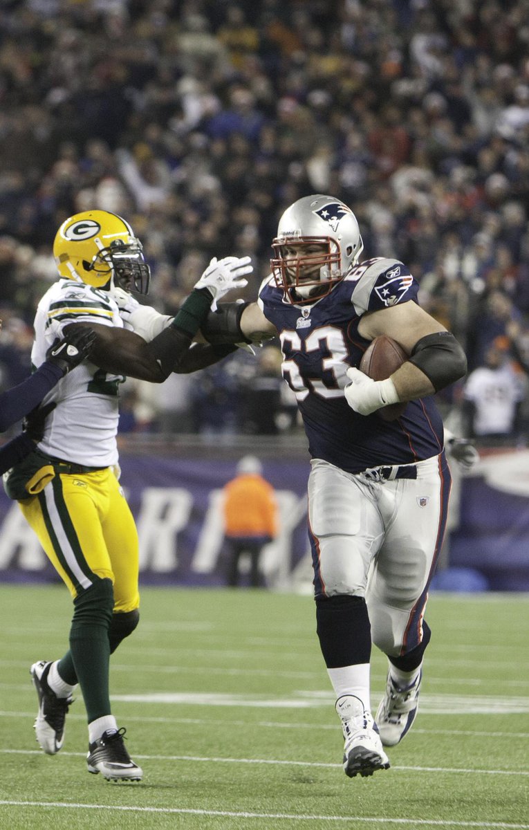 New England Patriots On Twitter No Better Tbt On The Day Dan Connolly Retires Than His 71 Yard Kickoff Return An Nfl Record For An O Lineman Http T Co 2ki9nntpya