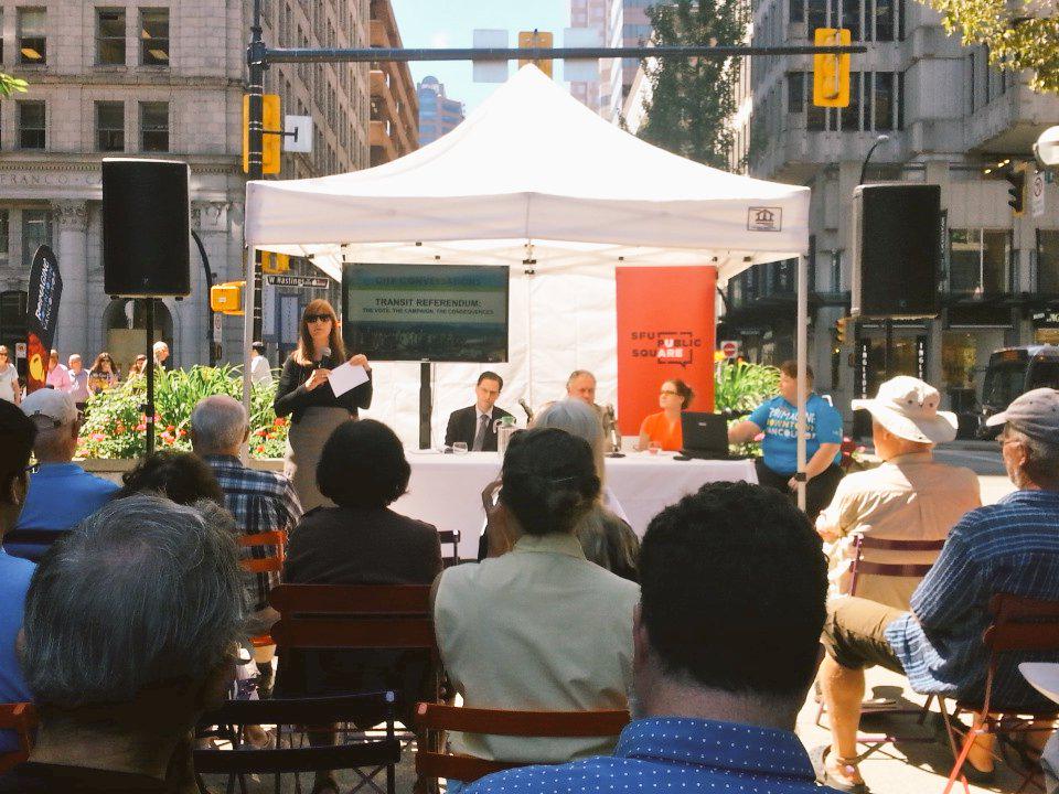 SFUPublicSquare's tweet image. Great crowd, sunshine and @ShaunaSylvester opening at #TransitReferendum #cityconv #vanpoli