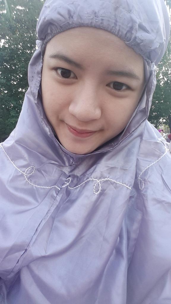 itskindavienny's tweet photo. Happy Eid Mubarak! 😊 http://t.co/KSt6Ixe8XP