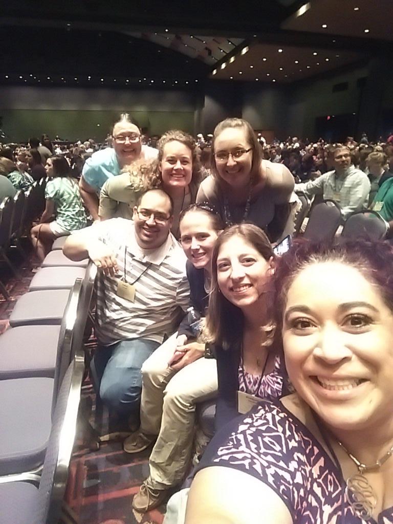 Gigis_corner's tweet photo. AVID Conference 2015!  #AVIDSI15  FMS rocks! http://t.co/Gp3unX619A