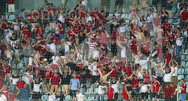 AwayDays_'s tweet photo. Aberdeen fans celebrating in Rijeka tonight. #COYR http://t.co/SxairY8c8v