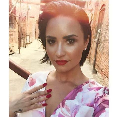 demetriaonlyx's tweet photo. http://t.co/YlMPxnbOG5