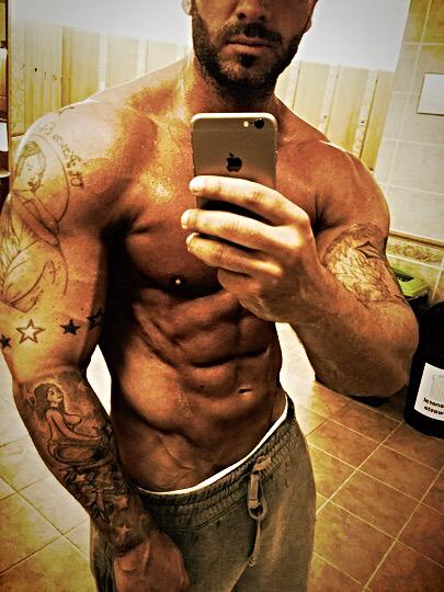 SuppAdvisor's tweet photo. Grow grow grow. #FitFam #bodybuilder #Bodybuilding #fitnessfreak #follobackinstantly #motivation #gymlife http://t.co/c6gUrJpQ49