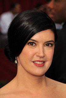 Happy Birthday to Phoebe Cates (52) 