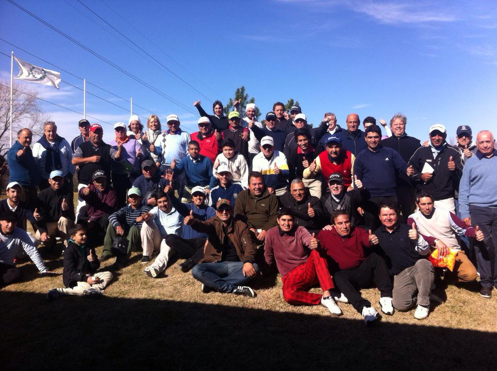 caddiemanolo's tweet photo. Gracias @FabianGomezGolf @TaylorMadeARG , José Coceres y todos los que ayudaron en esta causa http://t.co/JSaxgYr2TX