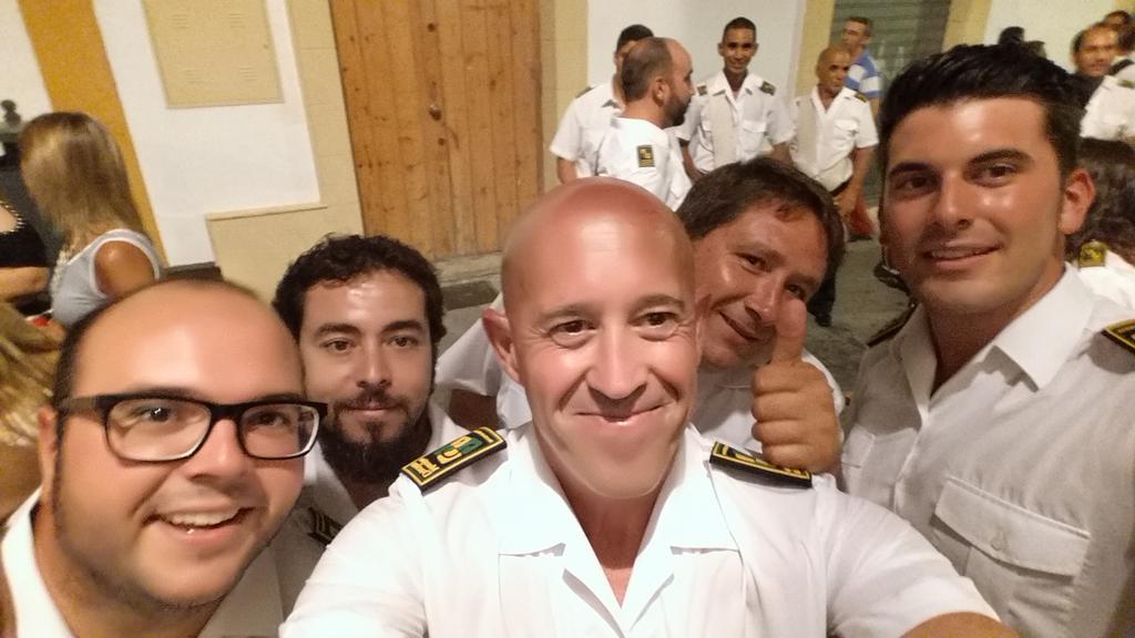 juanantonio1972's tweet photo. Momentos selfie @BMMaestroDuenas @polupuerto @chinopresent @pedropperez86 @joseahucha http://t.co/SdwiPM4w83