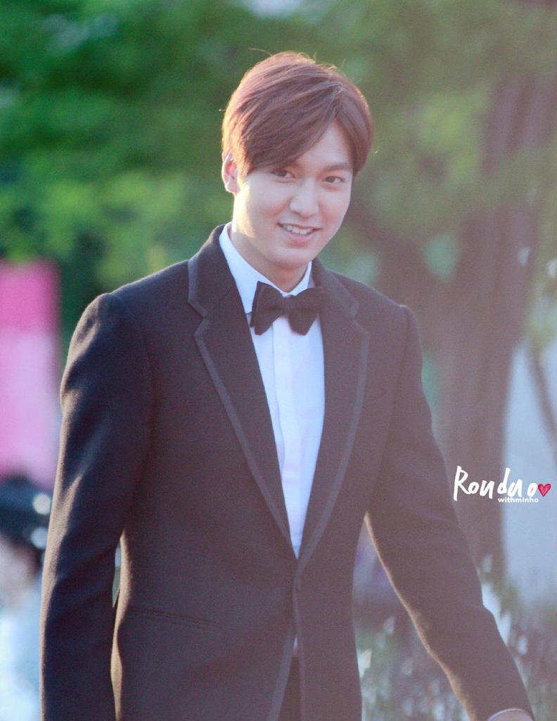 LMHPilipinas's tweet photo. [07.16.2015] #LeeMinHo at 19th Bucheon International Fantastic Film Festival. #Baifan
©®: to respective owner 12-14 http://t.co/gSd5hnGrKd