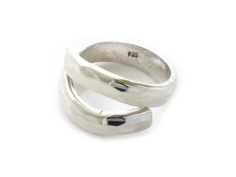Silverringsshop's tweet photo. Silver Ring | Desire ring | Silver Rings for her | Silver Jewelry | 925 | … https://t.co/9eqEDYkwW7 #RTOE1 #ShopGift http://t.co/5pFpJPY3gy