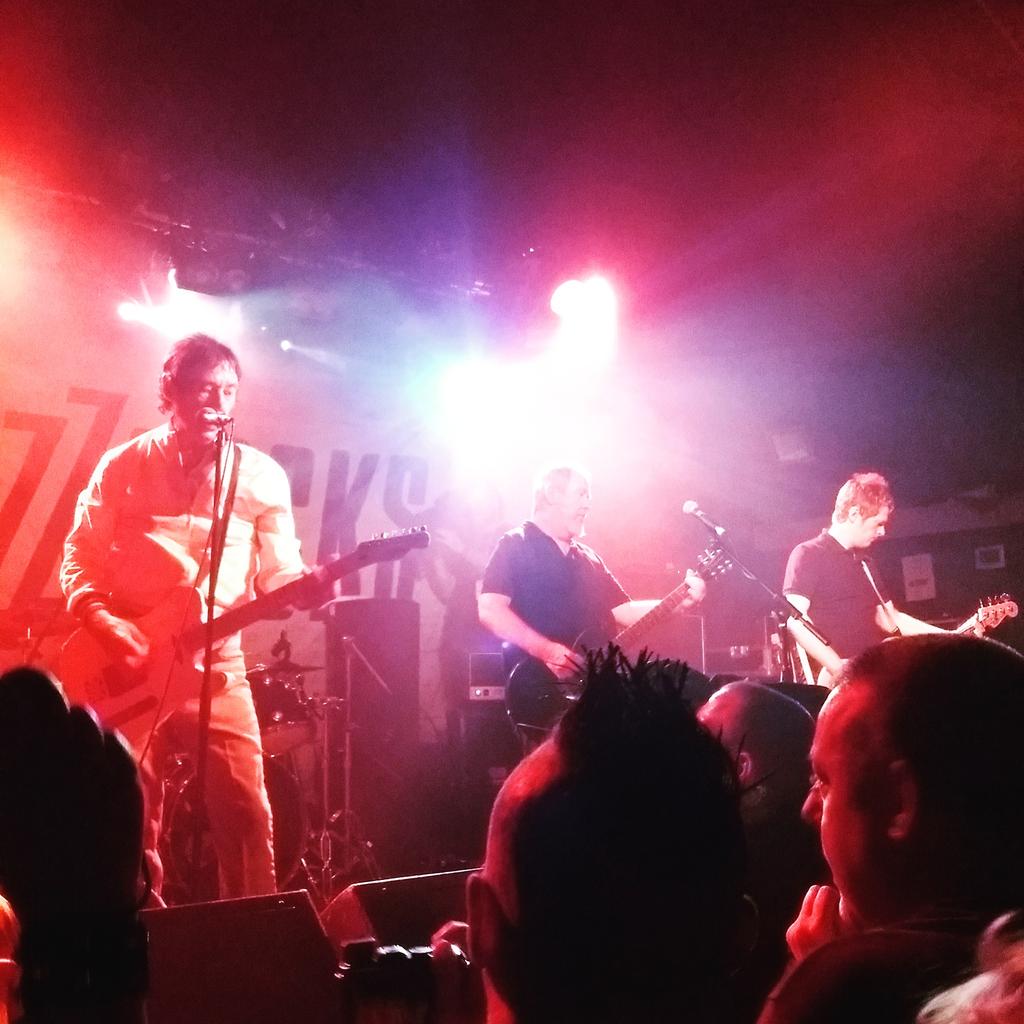 FredPerry_Sub's tweet photo. #Buzzcocks #FredPerrySubLive #London #Punk http://t.co/31Xr9dBtRJ