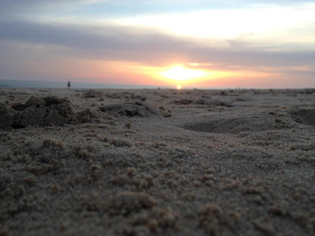 Carolinaghc24's tweet photo. 'Te cambio el aplauso por un fin de semana en Cádiz' A. http://t.co/pbyYW9MsBV