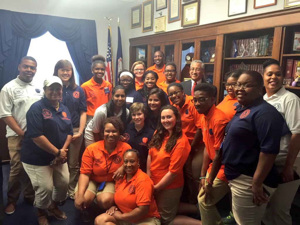 BobbyScott's tweet photo. Thanks to students from @VSUTrojans GROWS program for visiting today. http://t.co/pPtb9BXmG8