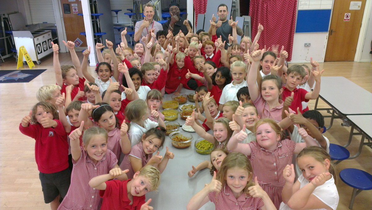 Llysfaen Primary School join <a href="/CurryCartel/">The Curry Cartel</a> to produce 6 new curries. #CurryLove