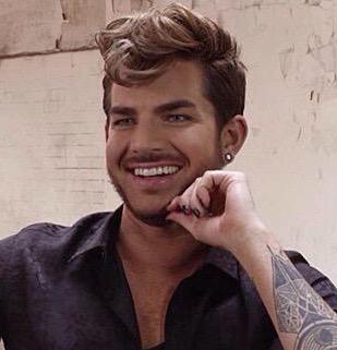 he has one of the prettiest smiles that i've ever seen:'))))