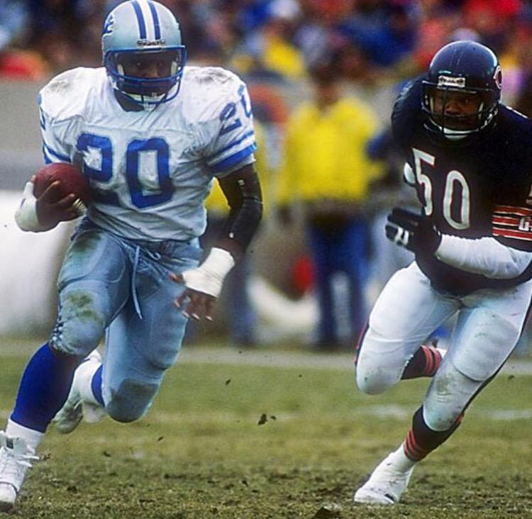 KeyPlayerNation's tweet photo. No Doubt! @BarrySanders Is a #KeyPlayer Happy Birthday from all of @KeyPlayerNation 🔑🏈🎁 #KeyRB http://t.co/TtQZxYKTP4