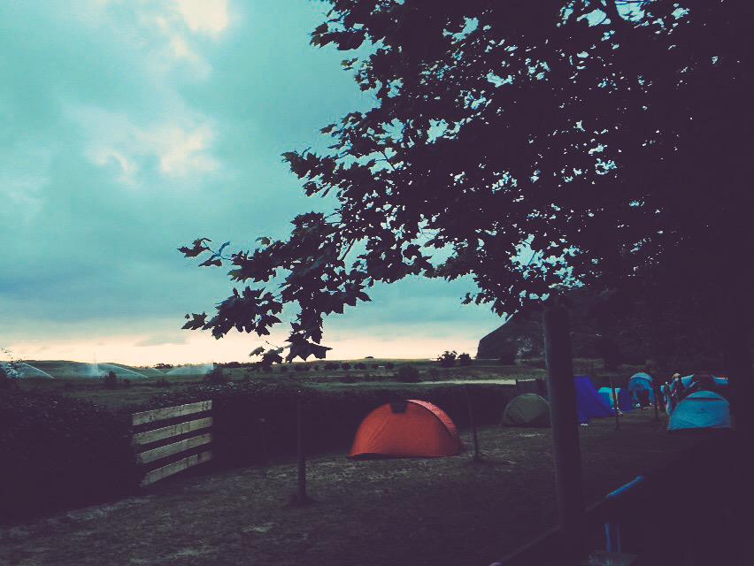 lara_12_12's tweet photo. Ojalá aquí otra vez ⛺️ http://t.co/8oQJLfzPZw