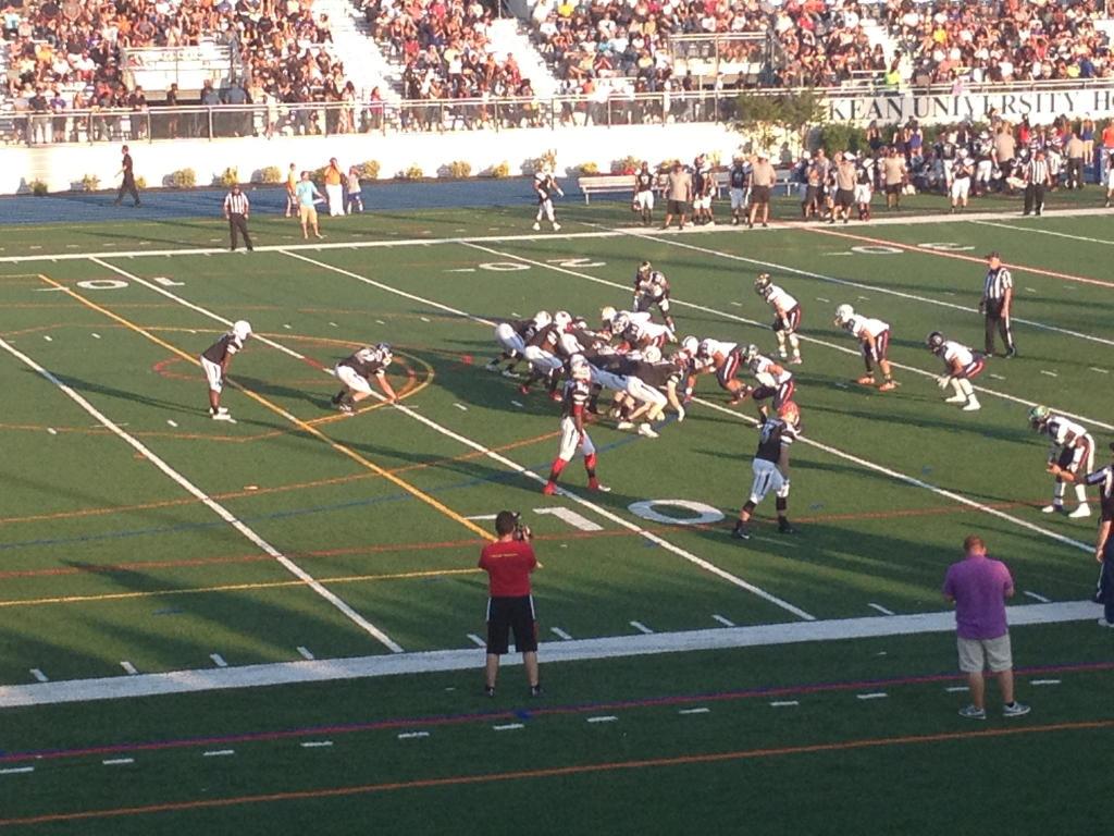 CoachNickBrady's tweet photo. Perfect night for football @SnappleBowl 
#MiddlesexVsUnion http://t.co/XM2whX60Tt