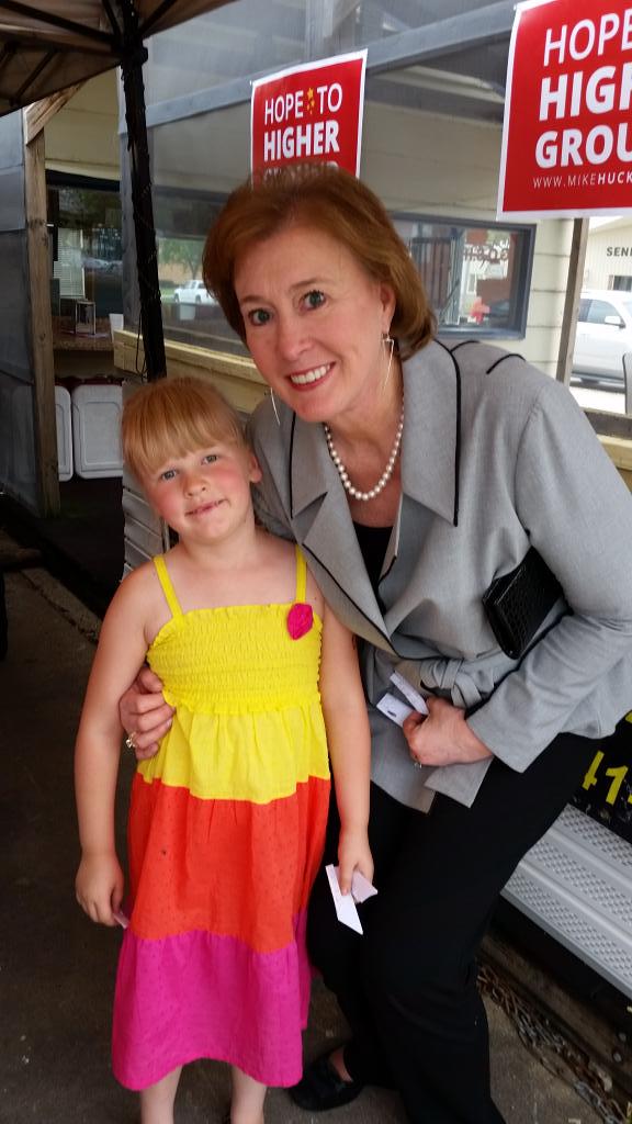 Two of your Iowa friends say Happy birthday Huckabee! 