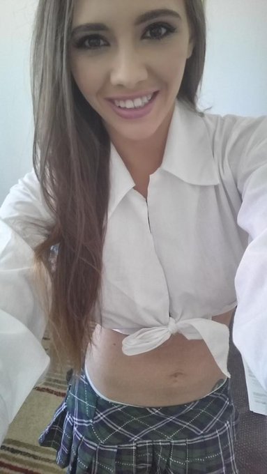 Today's wardrobe 😍👌💜😘💁 http://t.co/LO9GzJglJC<a href="/tag/schoolgirl"class="tags"><span>#schoolgirl</span></a><a href="/tag/naughty"class="tags"><span>#naughty</span></a><a href="/tag/420talent"class="tags"><span>#420talent</span></a>