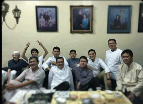 Big Family's <a href="/iqbaale/">iqbaal ramadhan</a> @herryhernawan ""