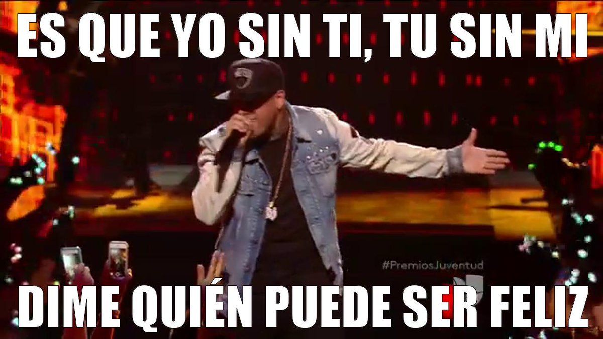 Univision's tweet photo. RT si estás en la rumba de #PremiosJuventud 2015 http://t.co/tX83grduOA