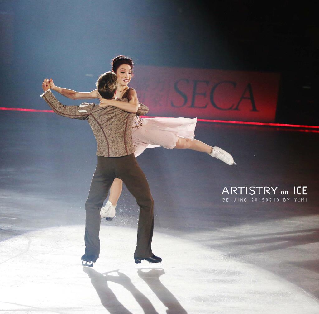 yumi_13's tweet photo. #artistryonice 20150710 Beijing @Meryl_Davis @CharlieaWhite 2⃣️ photo by Yumi http://t.co/AMao4LP7L4