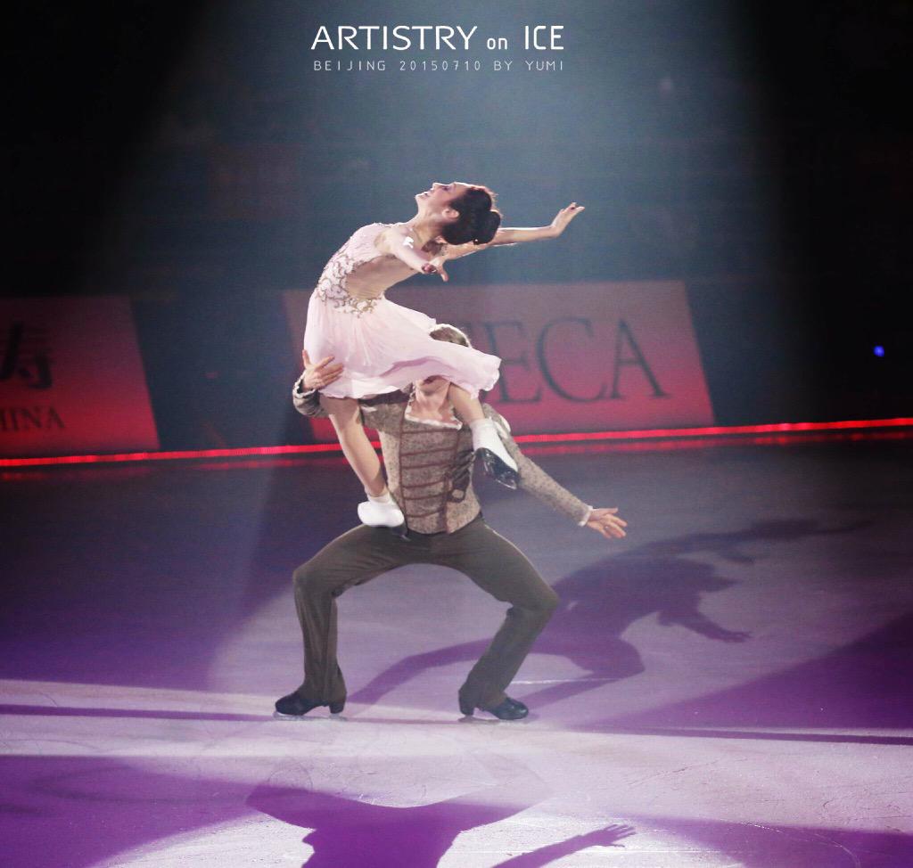 yumi_13's tweet photo. #artistryonice 20150710 Beijing @Meryl_Davis @CharlieaWhite 2⃣️ photo by Yumi http://t.co/AMao4LP7L4